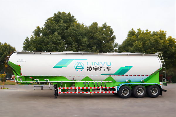 粉粒物料運輸車的特點詳解！